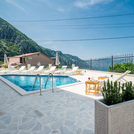 Boka Bay Apartment Kotor Exterior photo