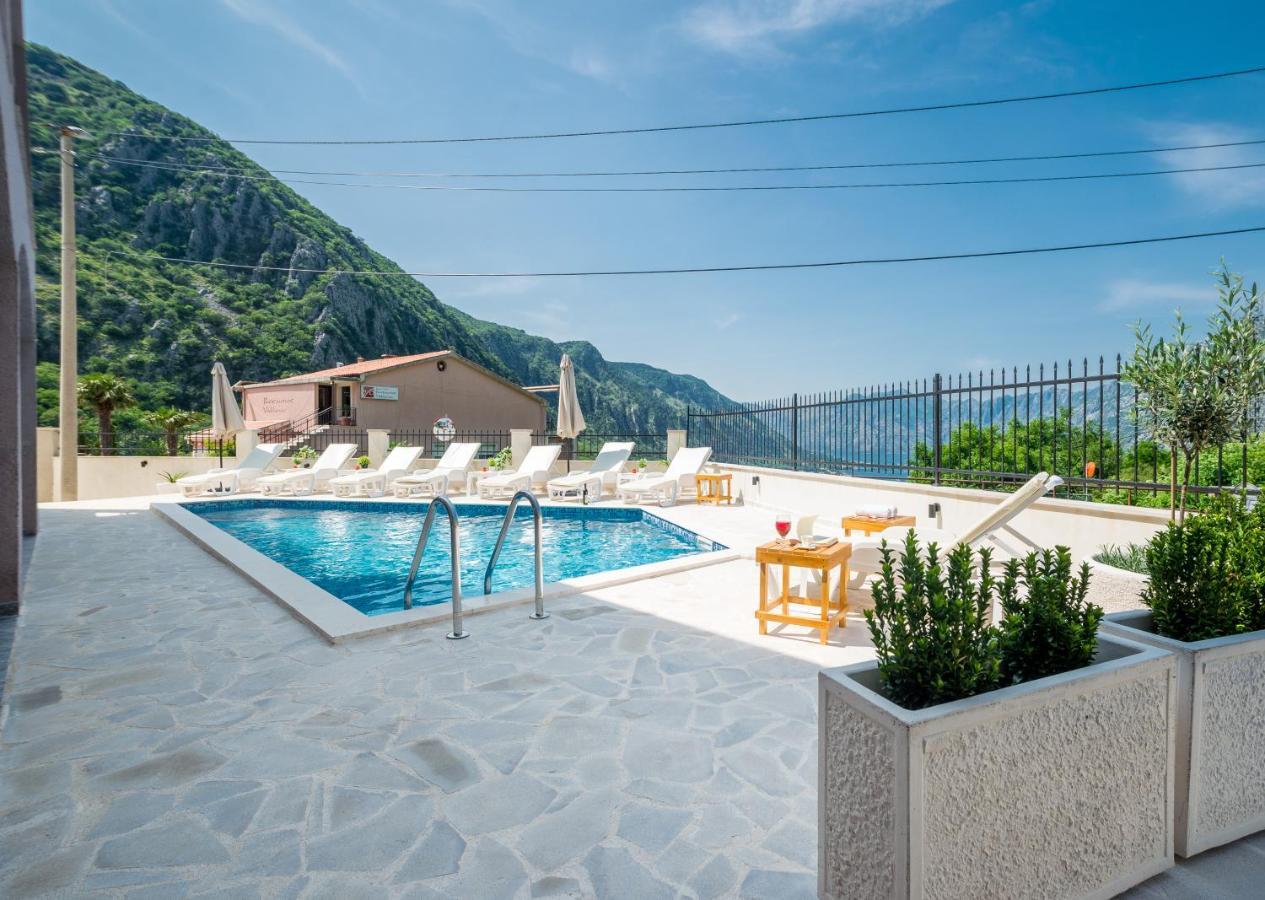 Boka Bay Apartment Kotor Exterior photo